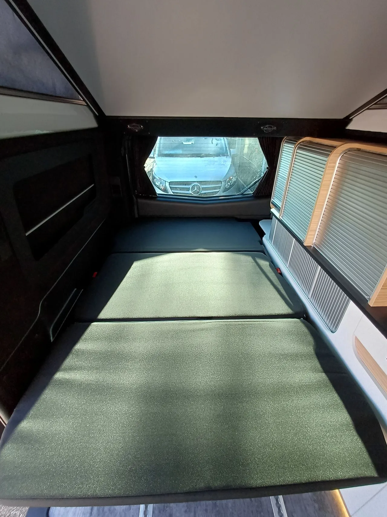 Van aménagé - Pilote - CV 545 BC EVIDENCE - 2026