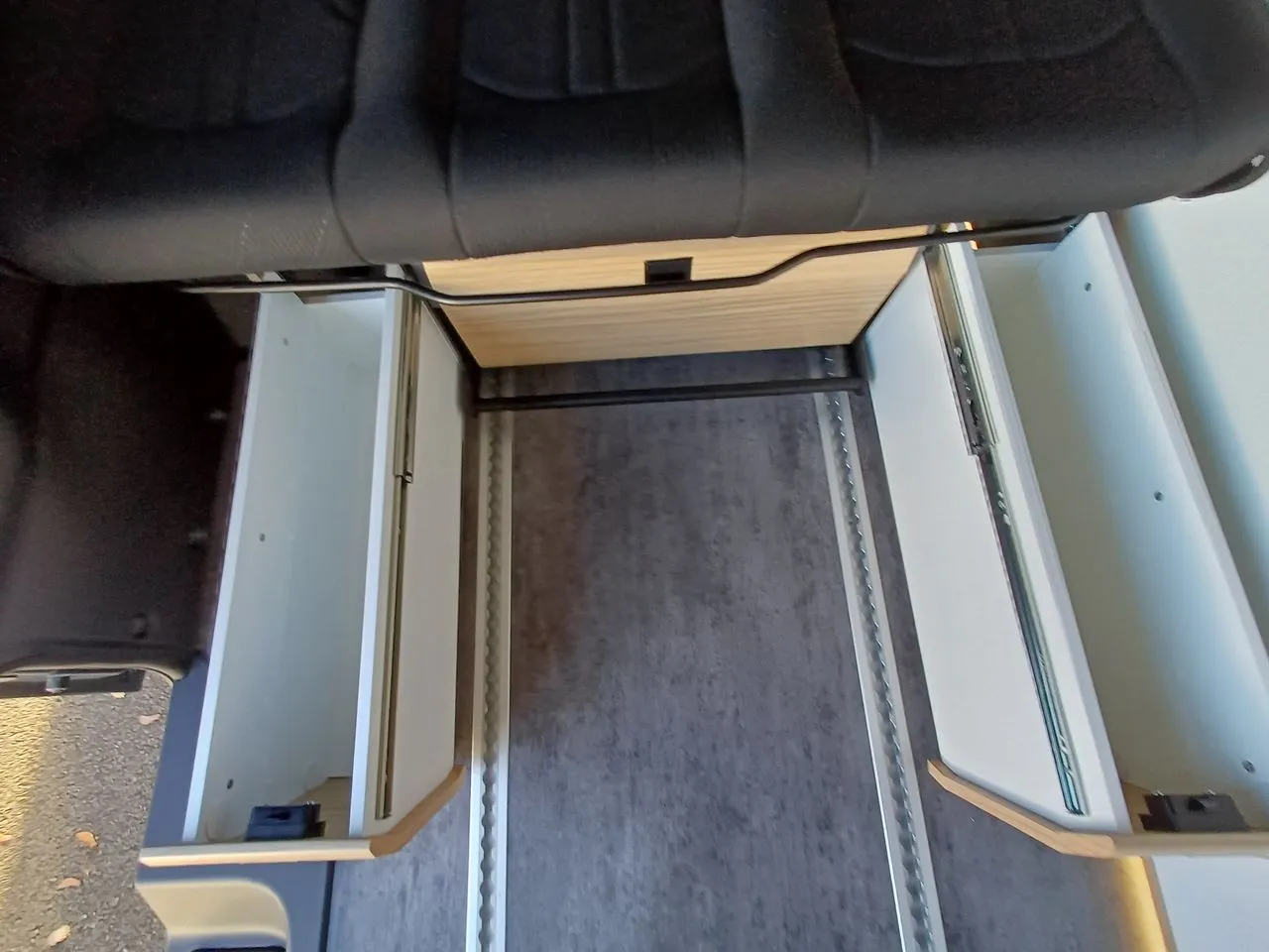 Van aménagé - Pilote - CV 545 BC EVIDENCE - 2026