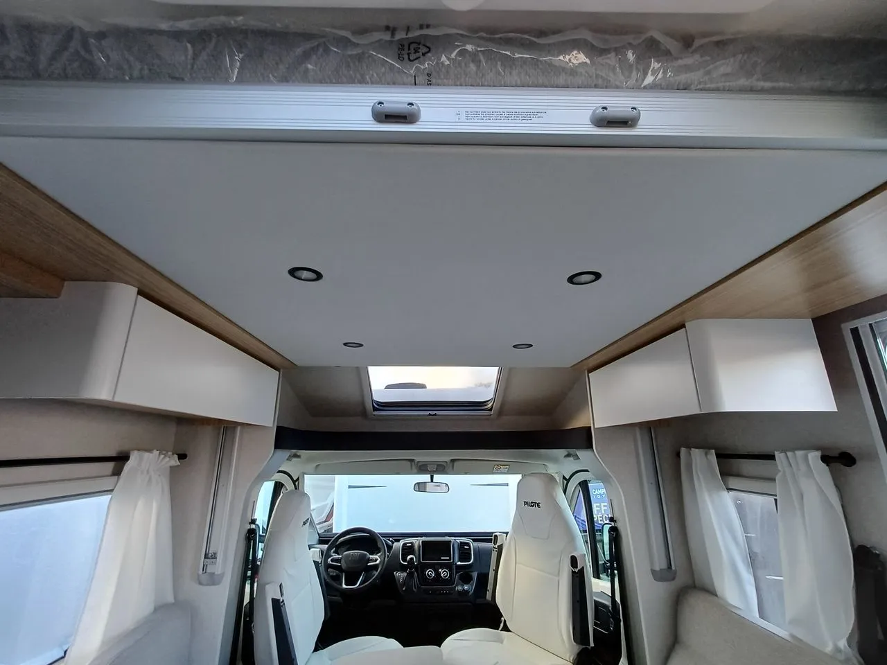 Camping-car - Pilote - P 740 FC EVIDENCE - 2026