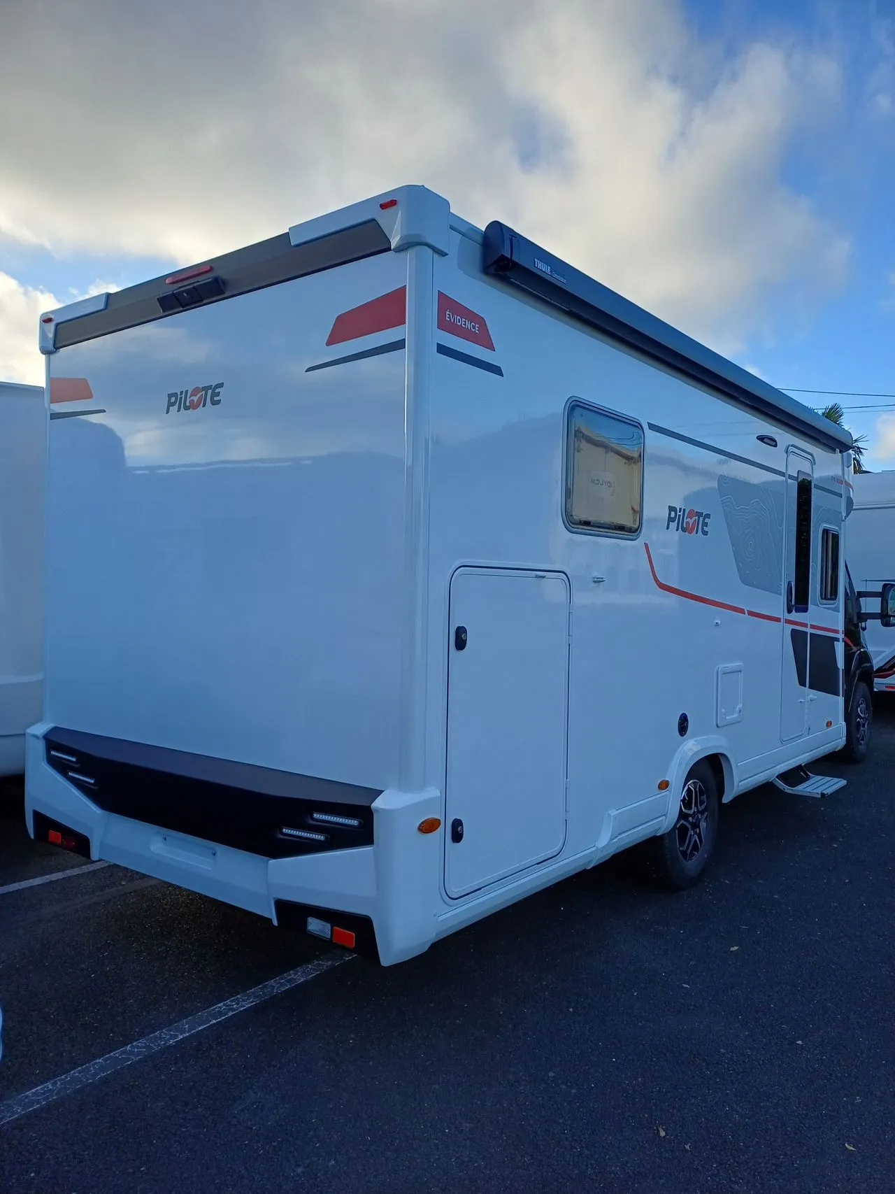 Camping-car - Pilote - P 740 FC EVIDENCE - 2026