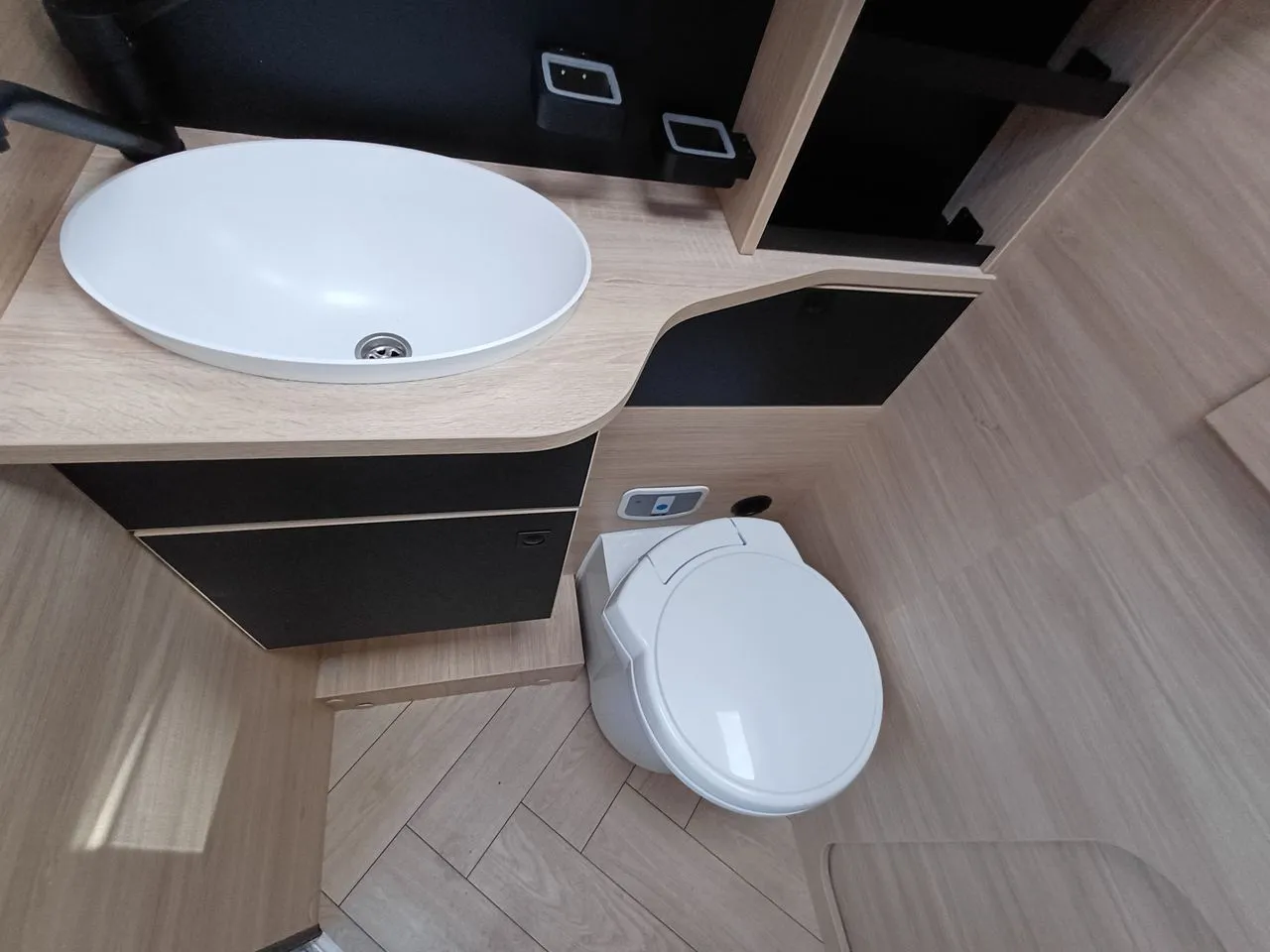 Camping-car - Challenger - 250 GRAPHITE EDITION - 2026