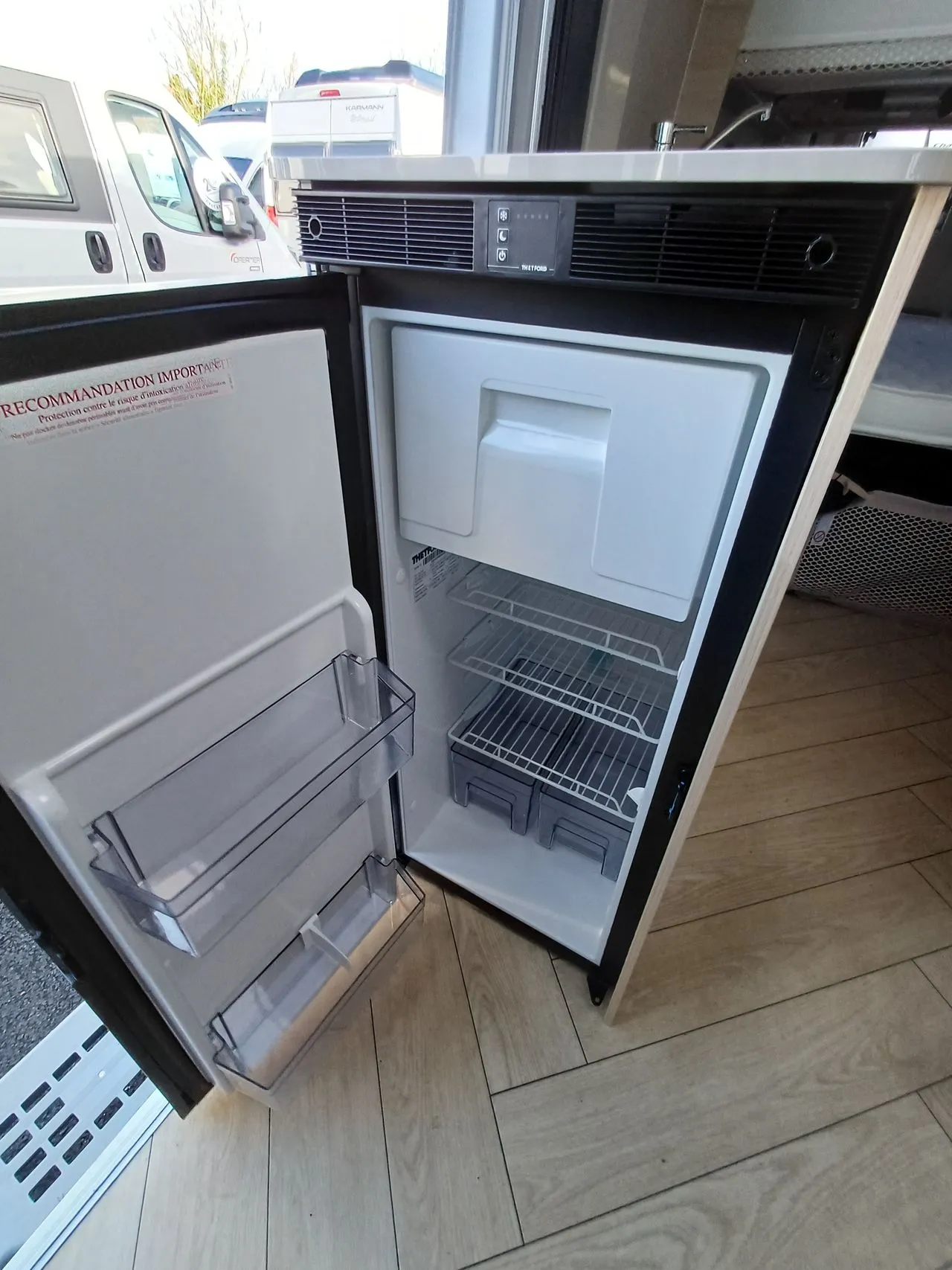 Fourgon aménagé - Challenger - V 114 MAX BREAK EDITION LIGHT - 2026