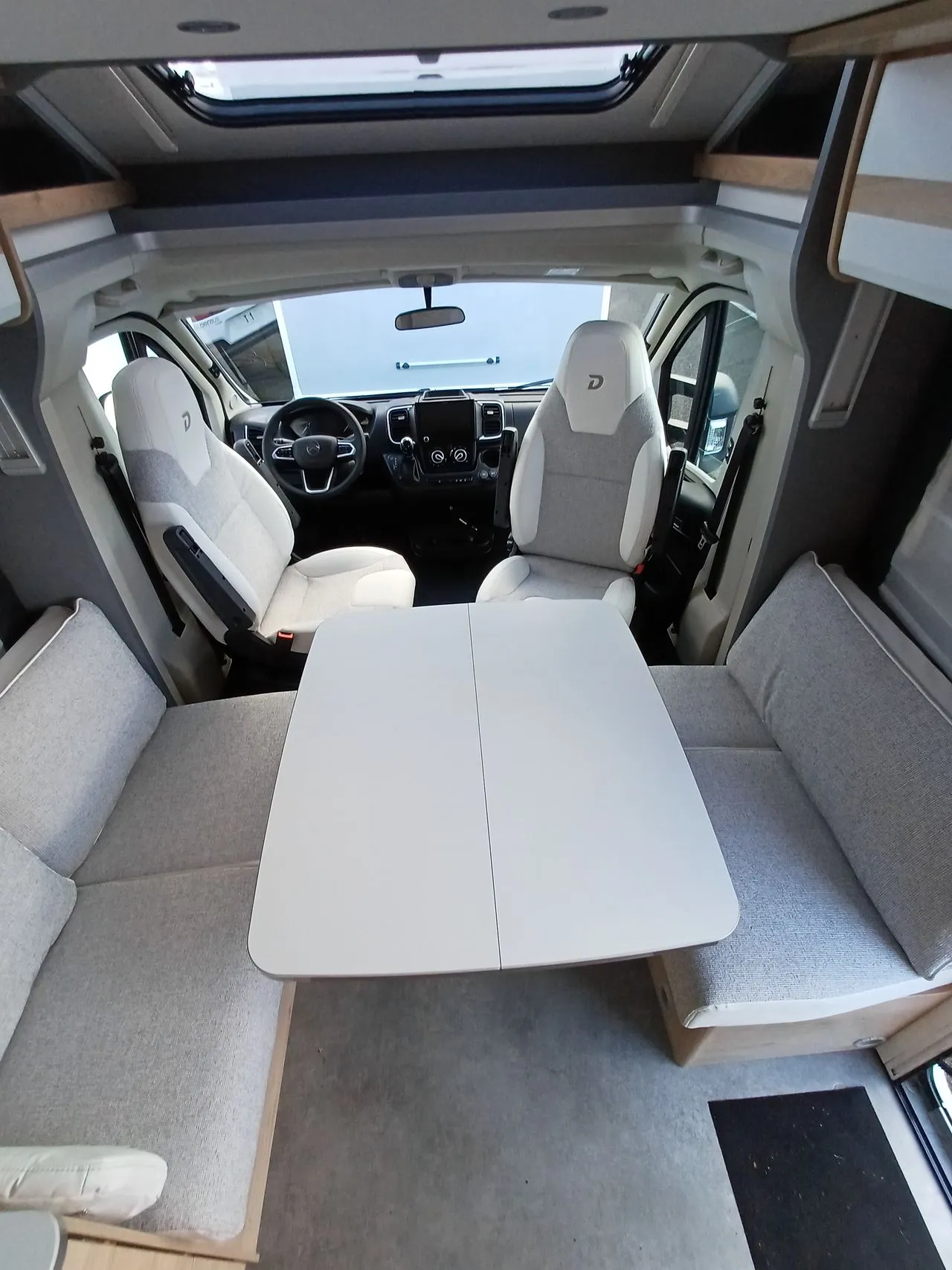 Camping-car - Dethleffs - JUST CAMP T 7052 DBL ACTIVE - 2026