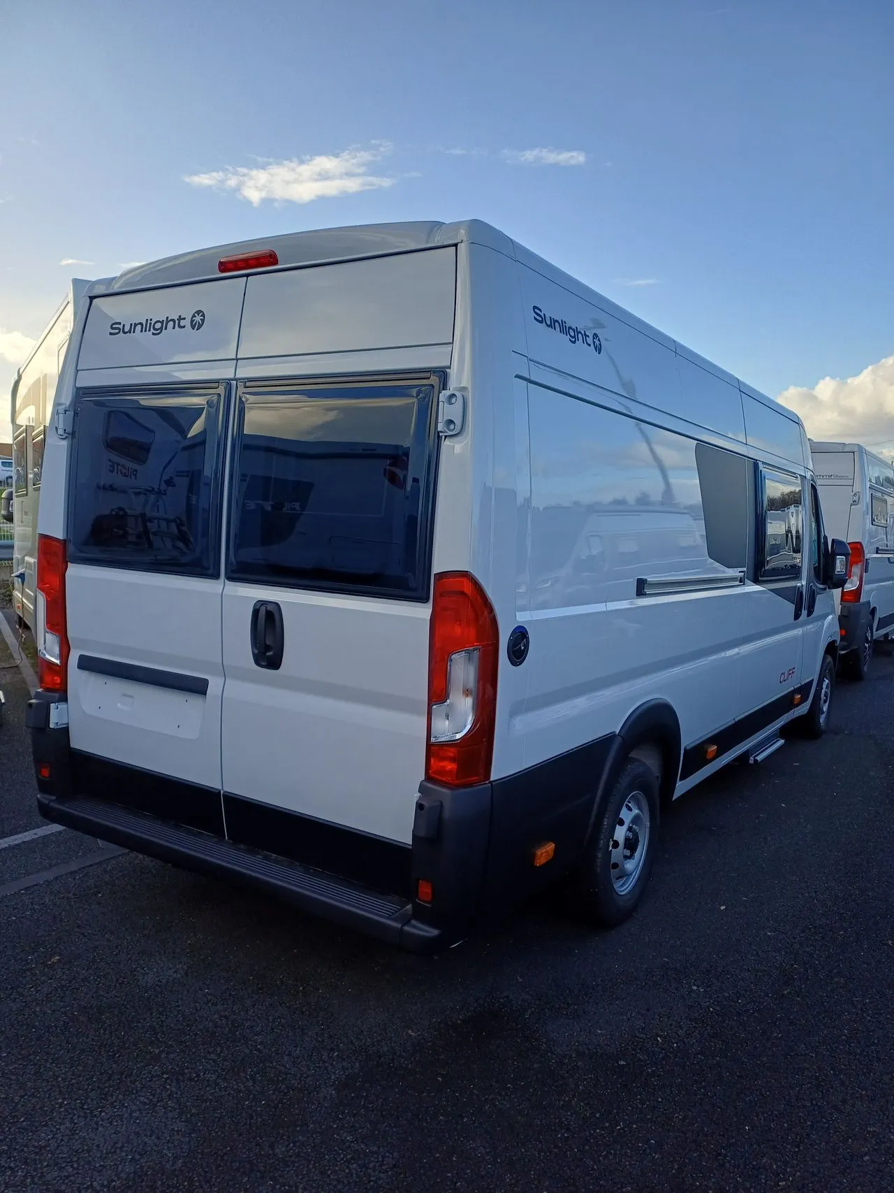 Fourgon aménagé - Sunlight - CLIFF 640 - 2026
