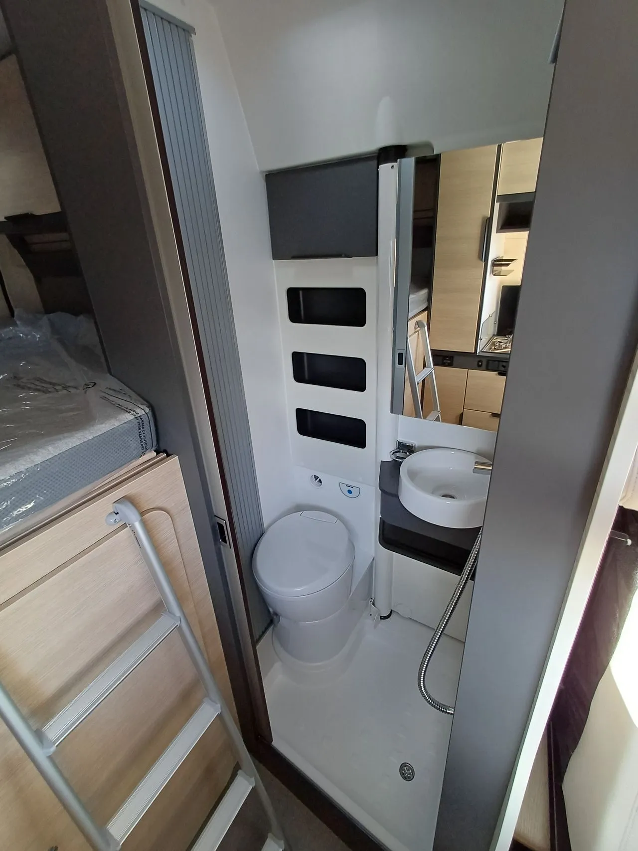 Fourgon aménagé - Dreamer - CAMPERSPORT FUN + - 2026