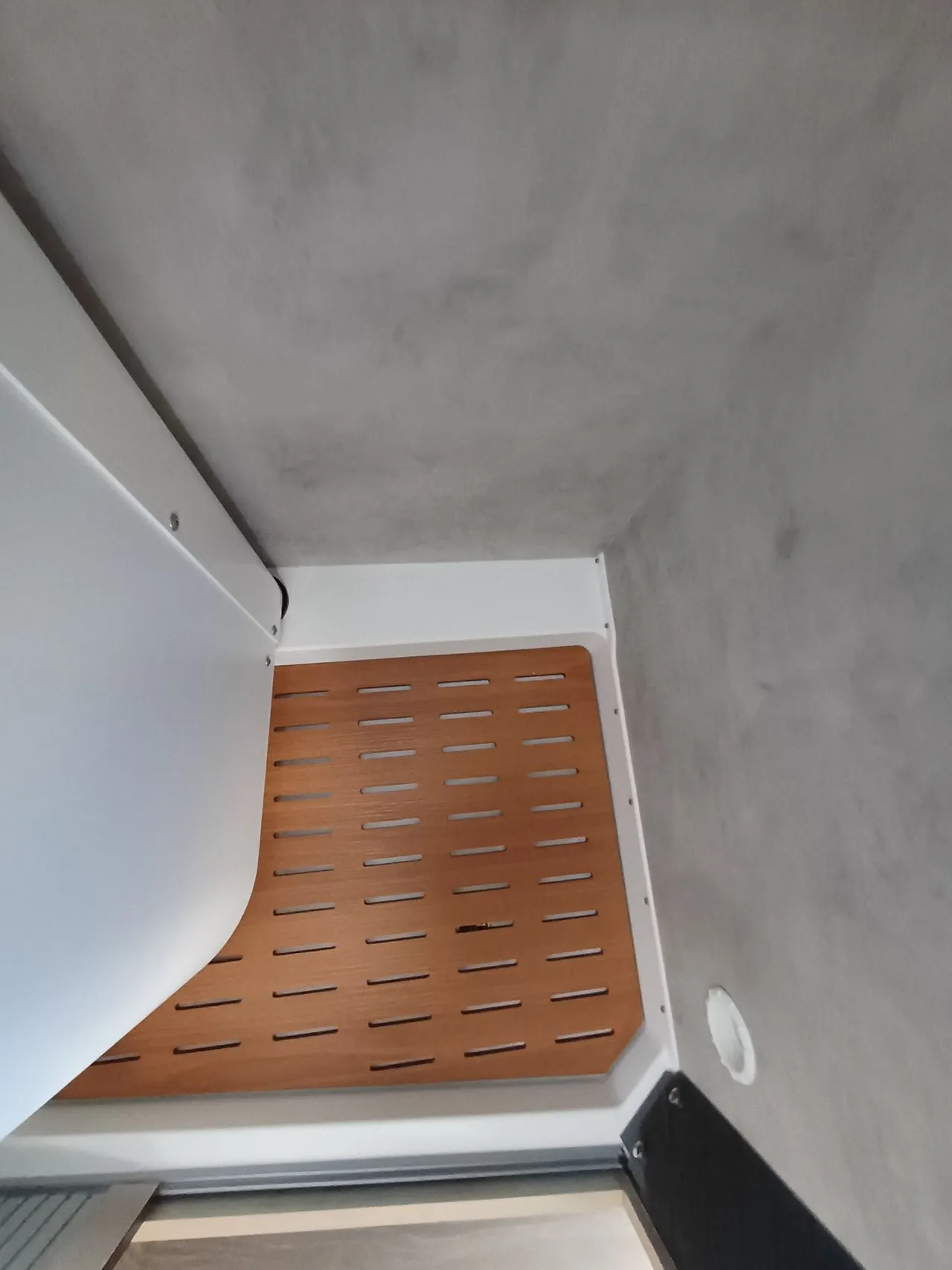 Fourgon aménagé - Fleurette - BLACK PEARL 59 LT - 2026