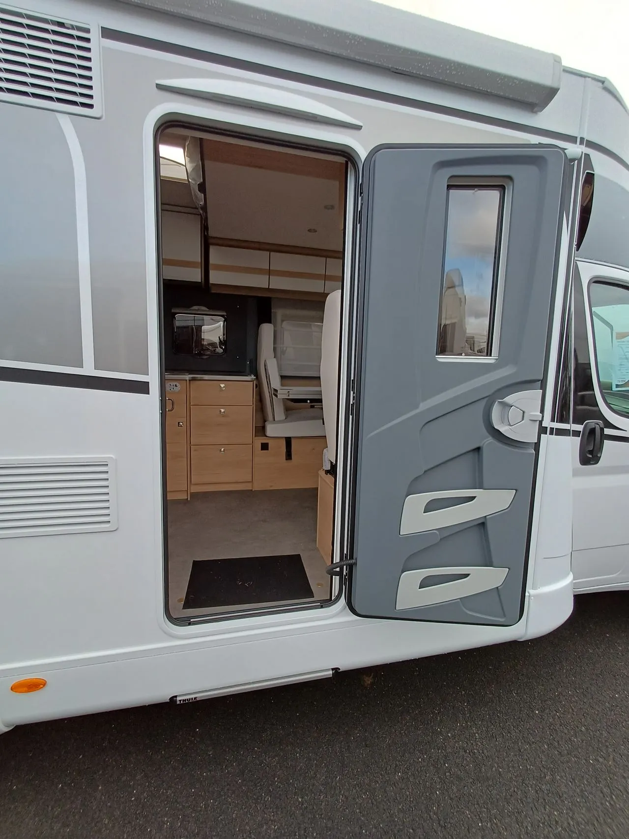 Camping-car - Dethleffs - JUST CAMP T 7052 EBL ACTIVE - 2026