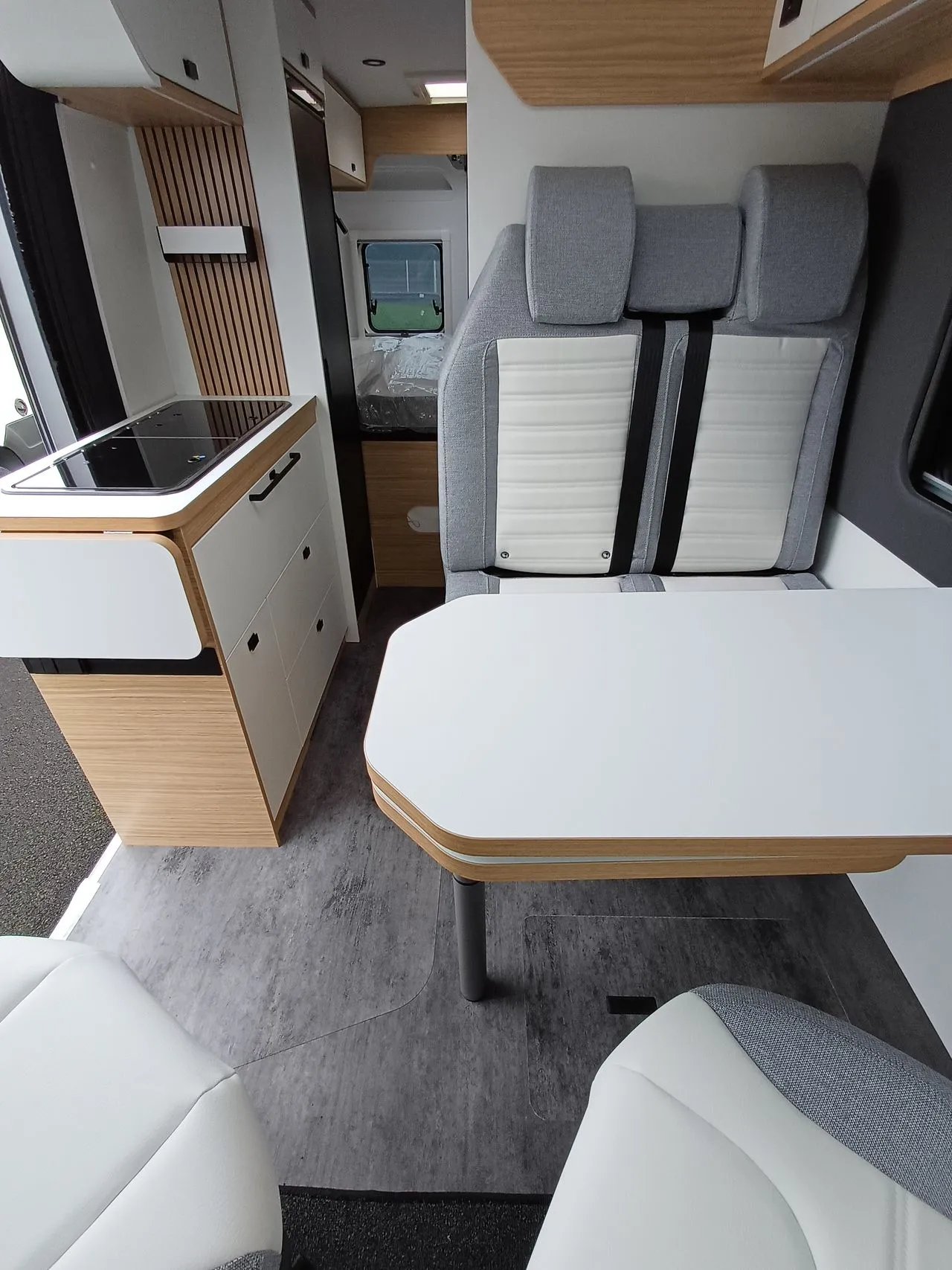 Fourgon aménagé - Pilote - V 600 G EVIDENCE - 2026