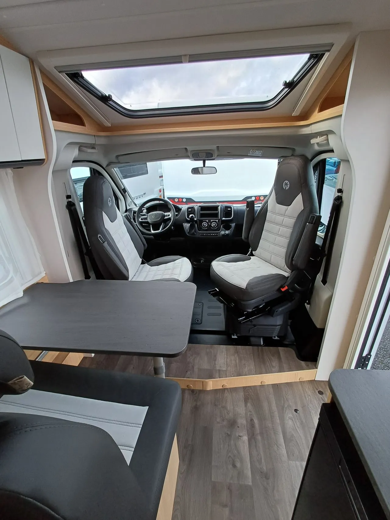 Camping-car - Sunlight - V69 ADVENTURE - 2026