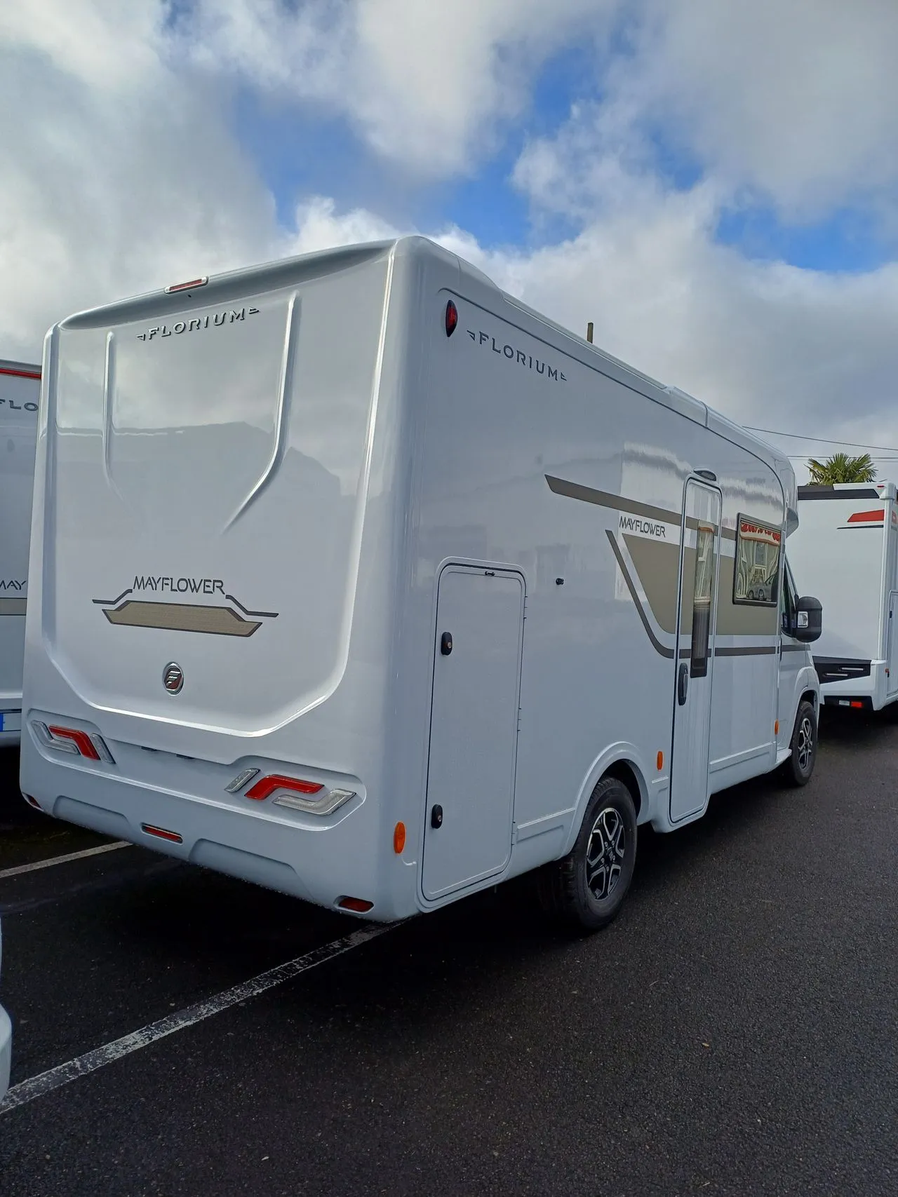 Camping-car - Florium - MAYFLOWER 67 LO - 2026