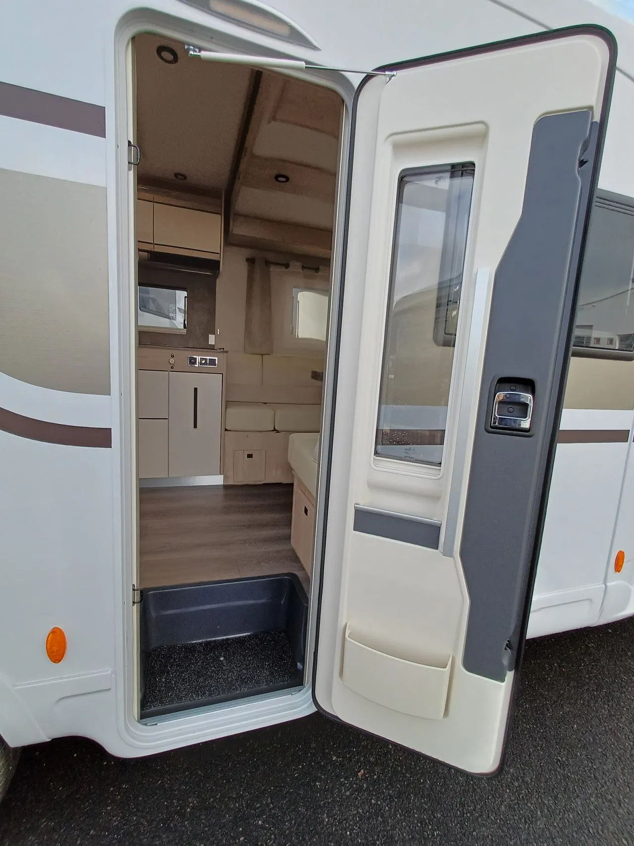 Camping-car - Florium - MAYFLOWER 67 LO - 2026