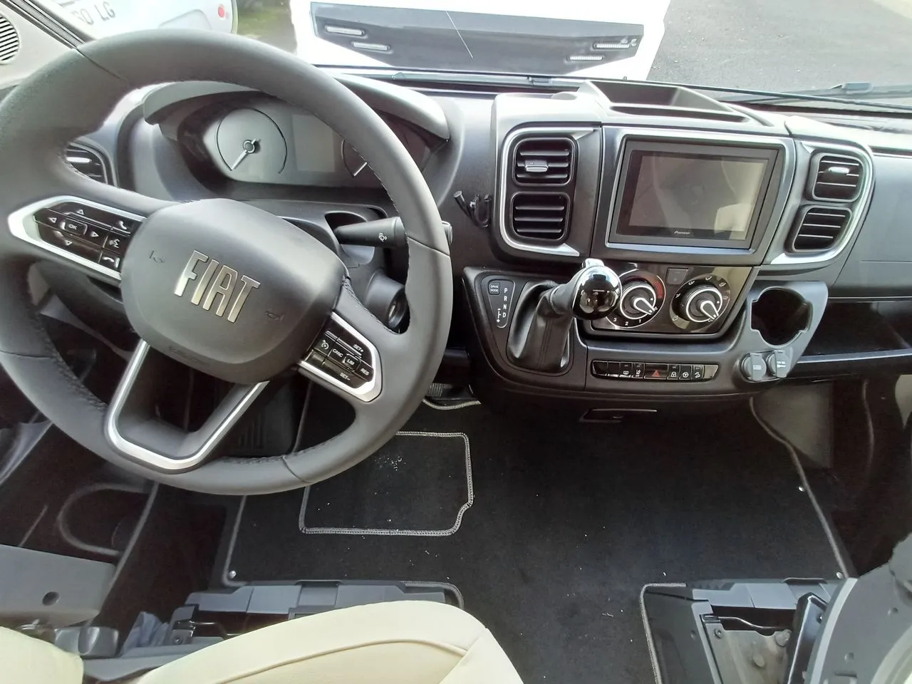 Camping-car - Florium - MAYFLOWER 67 LO - 2026