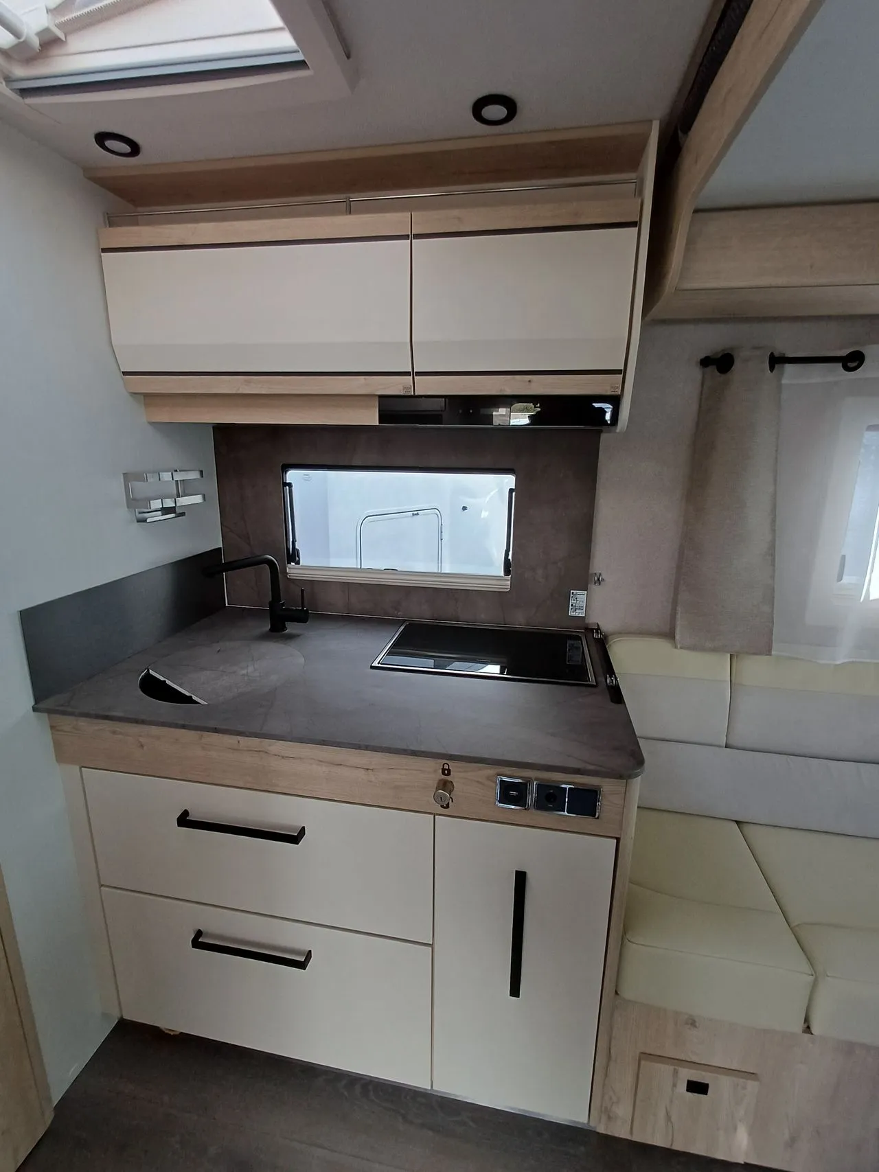 Camping-car - Florium - MAYFLOWER 67 LO - 2026