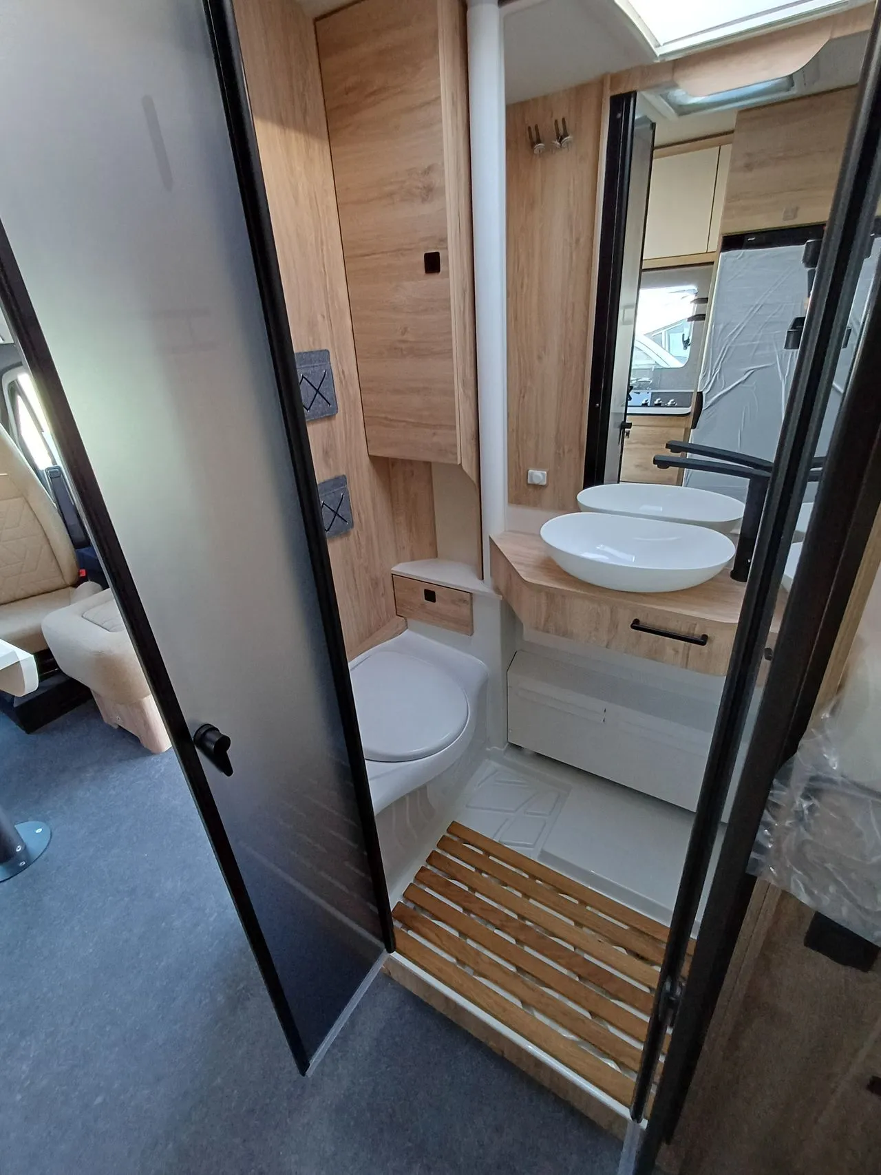 Camping-car - Eura Mobil - X TURA 686 EF - 2026