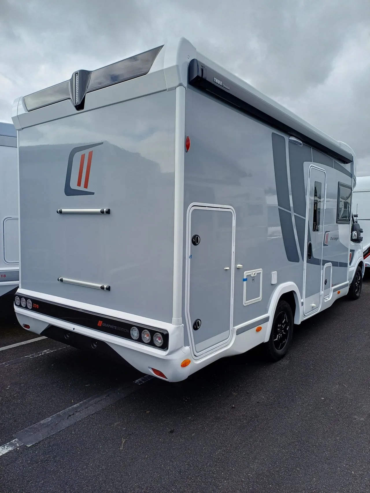 270 GRAPHITE EDITION