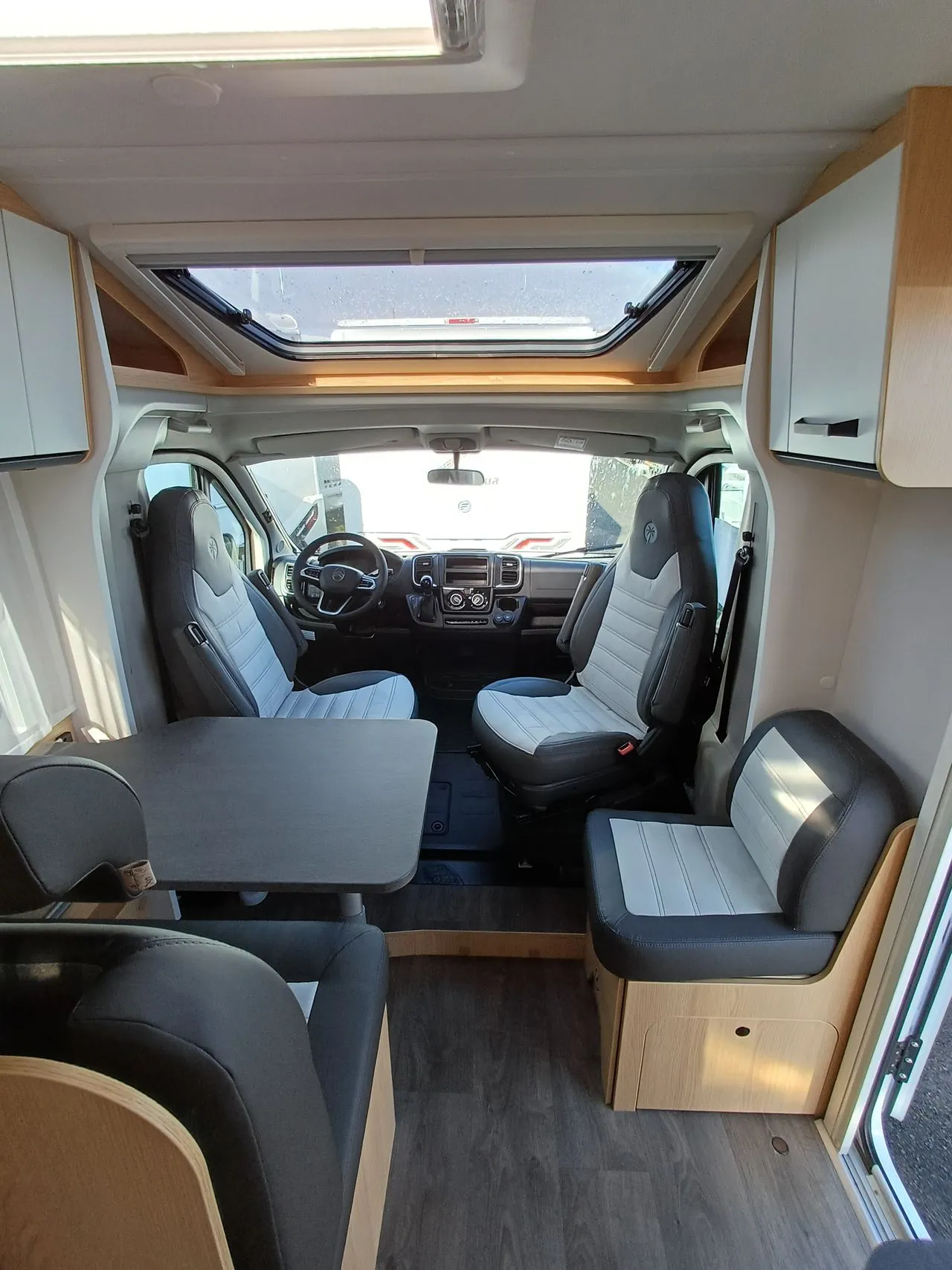 Camping-car - Sunlight - V60 ADVENTURE - 2026
