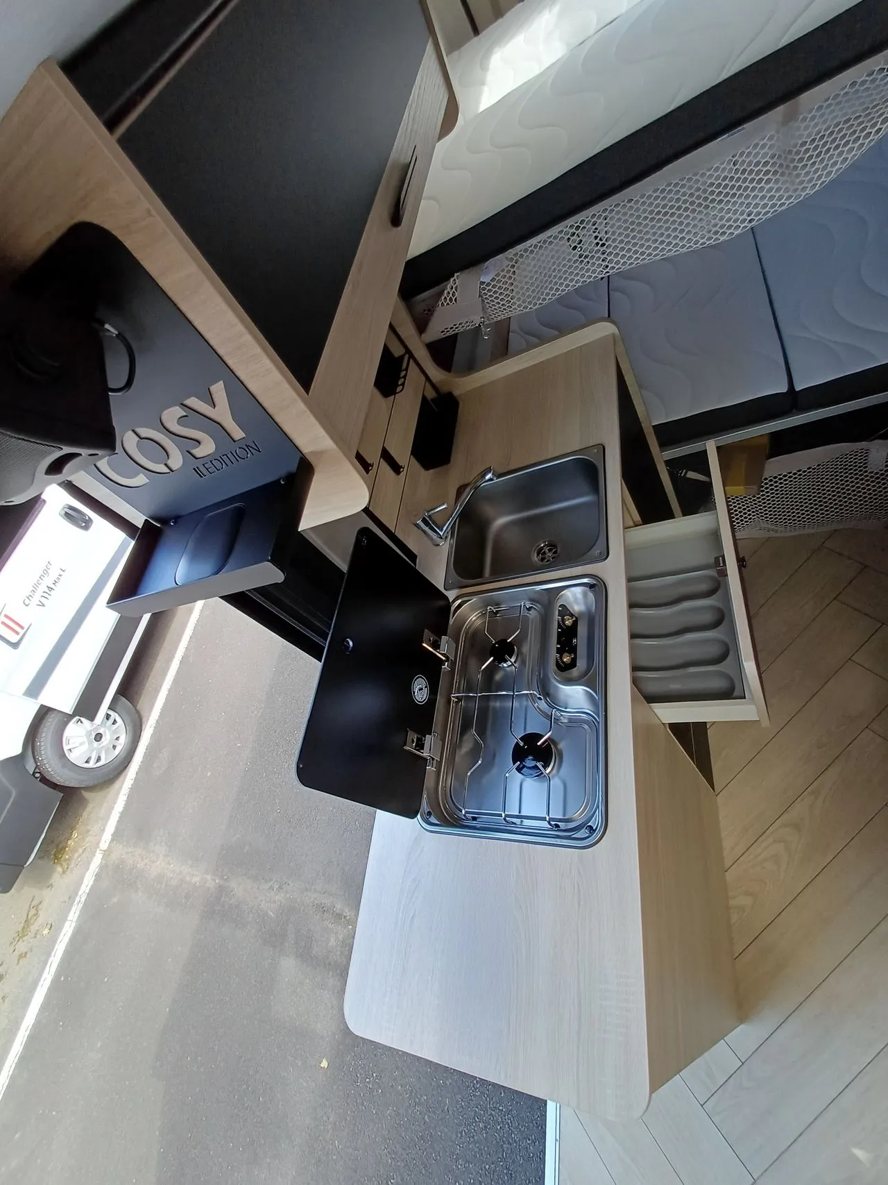 Fourgon aménagé - Challenger - V 114 M COSY EDITION - 2026