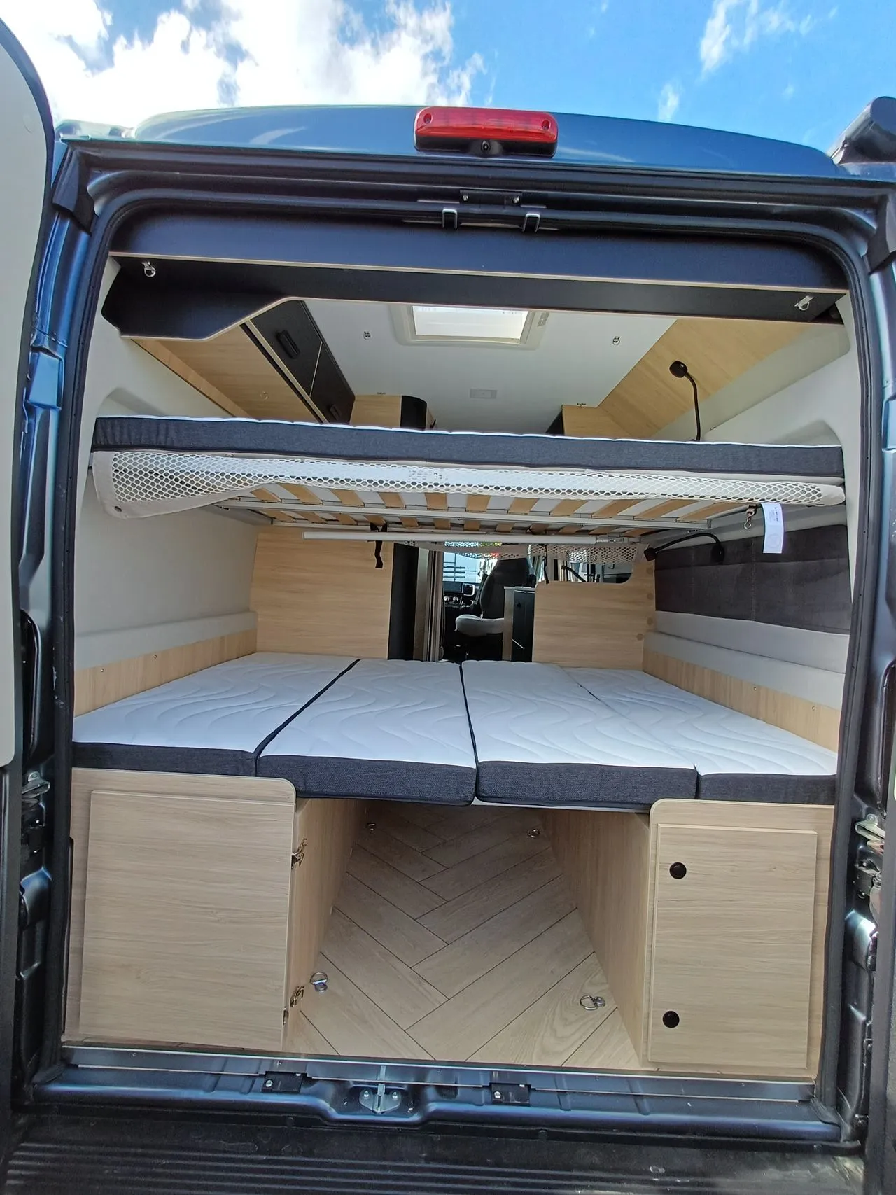 Fourgon aménagé - Challenger - V 114 M COSY EDITION - 2026