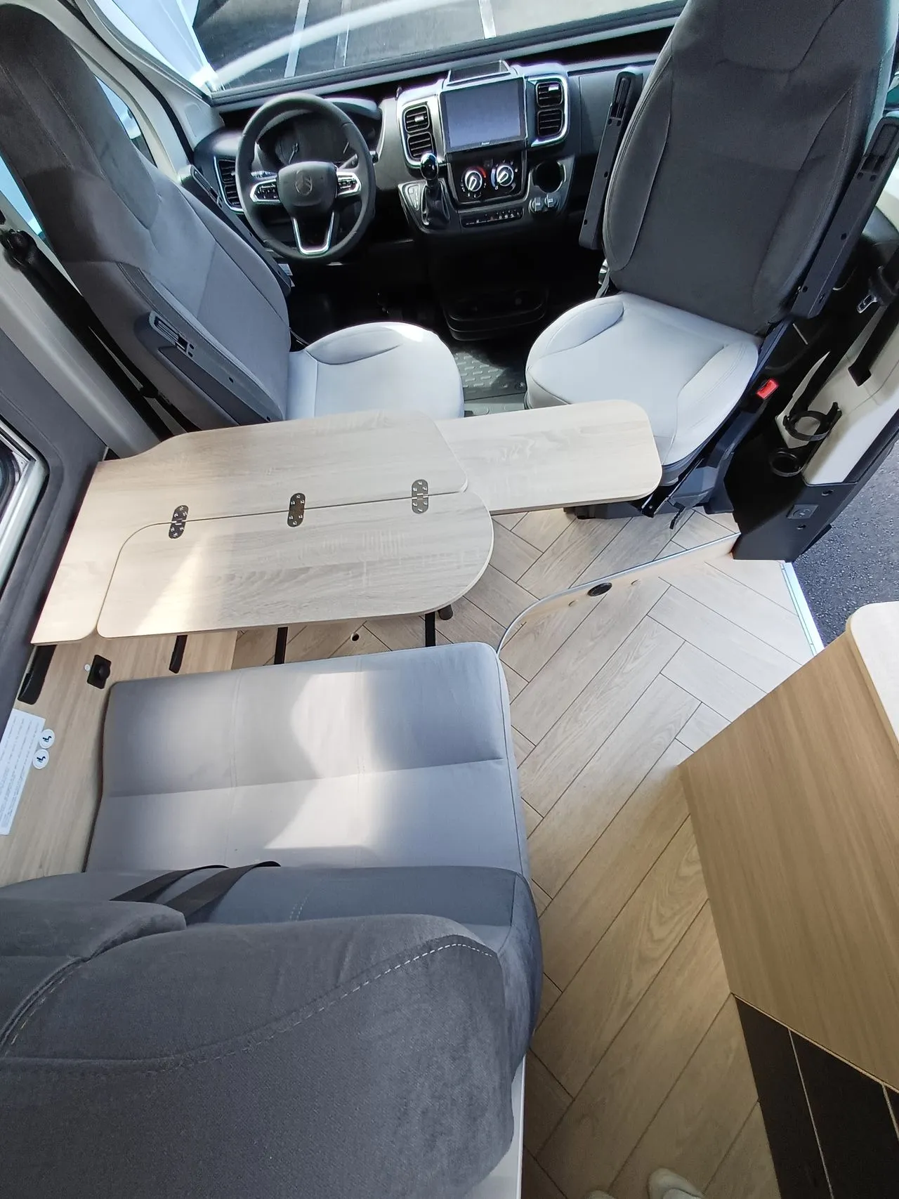 Fourgon aménagé - Challenger - V 114 M COSY EDITION - 2026