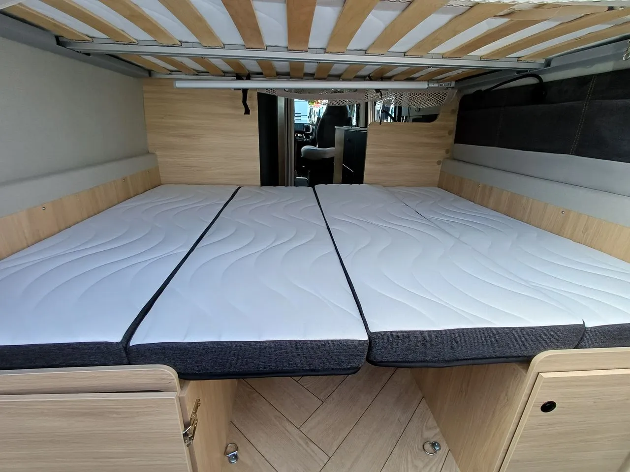 Fourgon aménagé - Challenger - V 114 M COSY EDITION - 2026