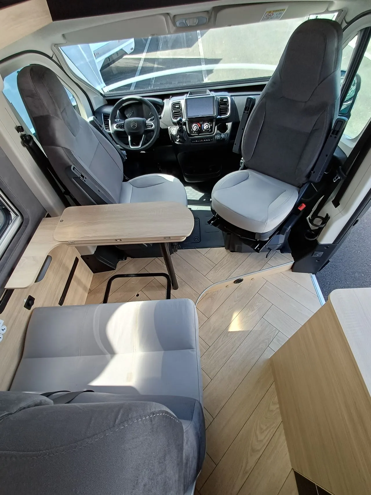 Fourgon aménagé - Challenger - V 114 M COSY EDITION - 2026