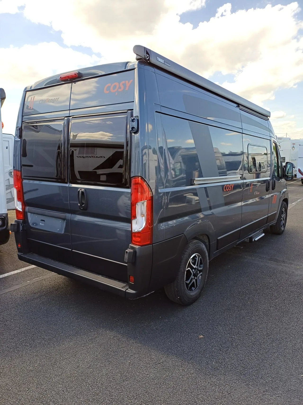 V 114 M COSY EDITION