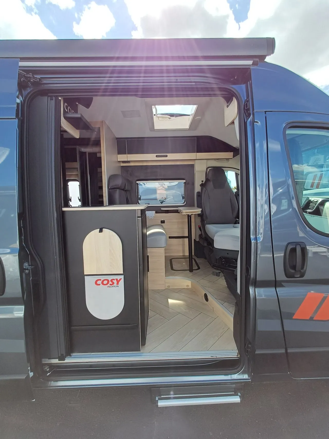 Fourgon aménagé - Challenger - V 114 M COSY EDITION - 2026