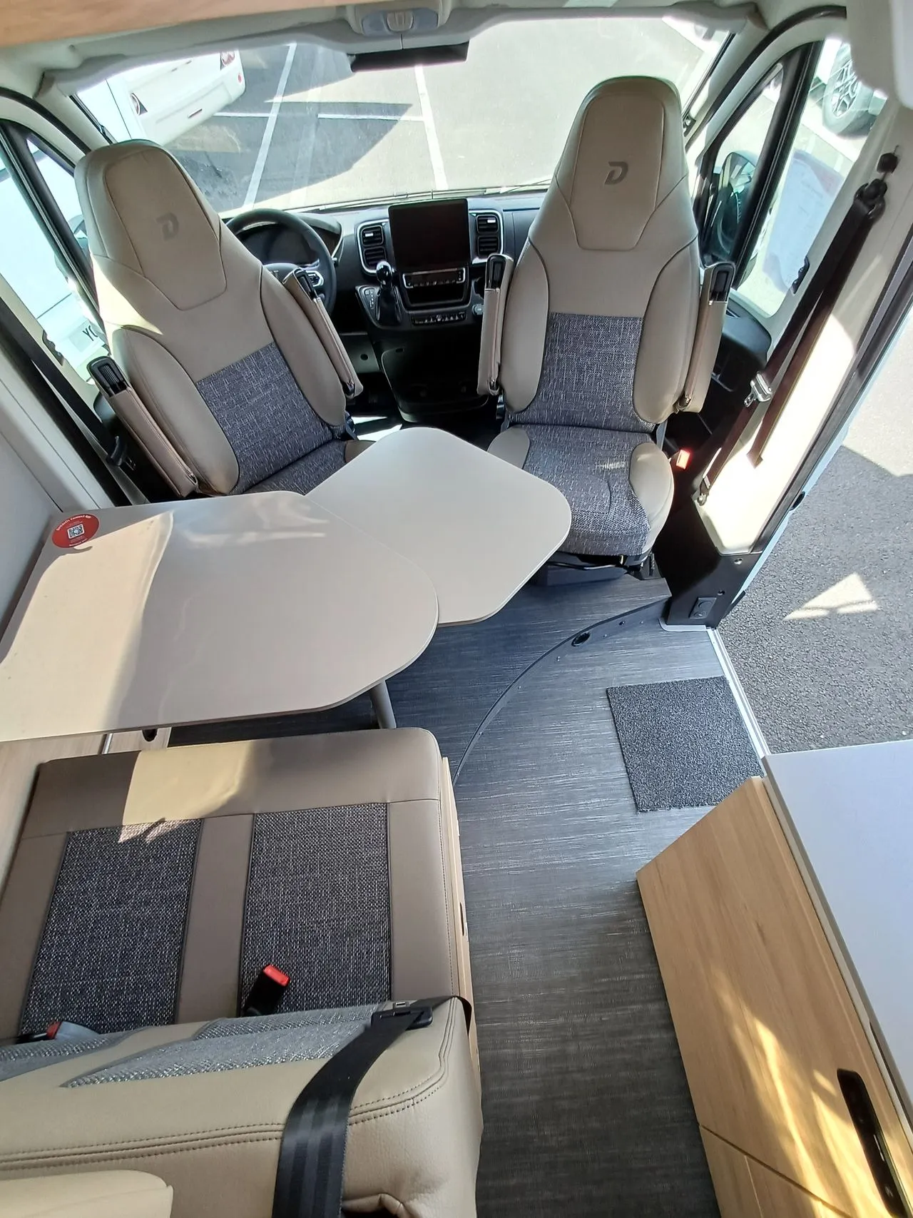 Fourgon aménagé - Dethleffs - GLOBETRAIL 600 DS - 2026