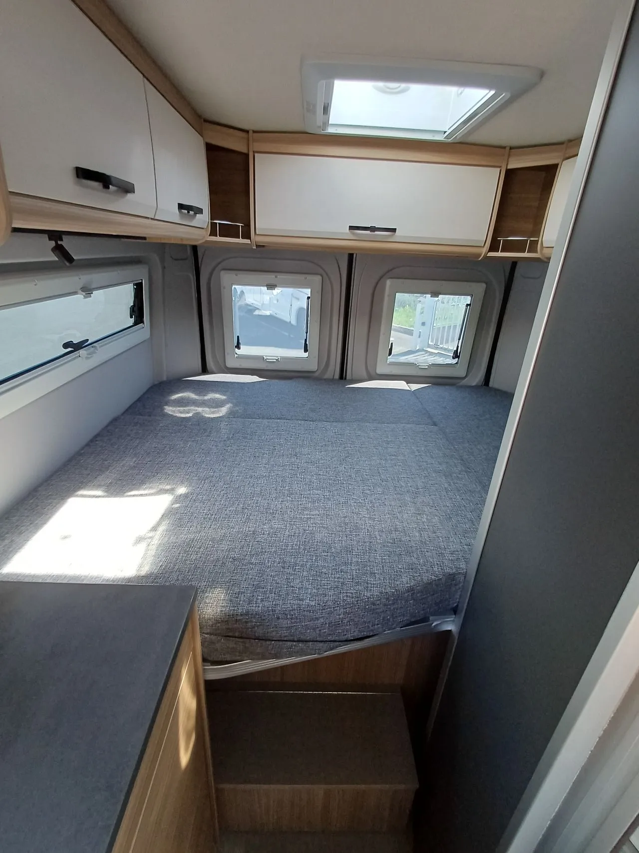 Fourgon aménagé - Possl - SUMMIT 600 PLUS FRENCH EDITION - 2026