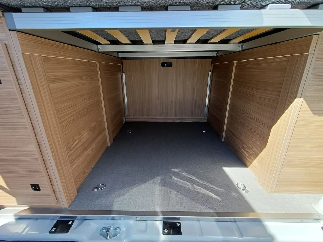 Fourgon aménagé - Possl - SUMMIT 600 PLUS FRENCH EDITION - 2026