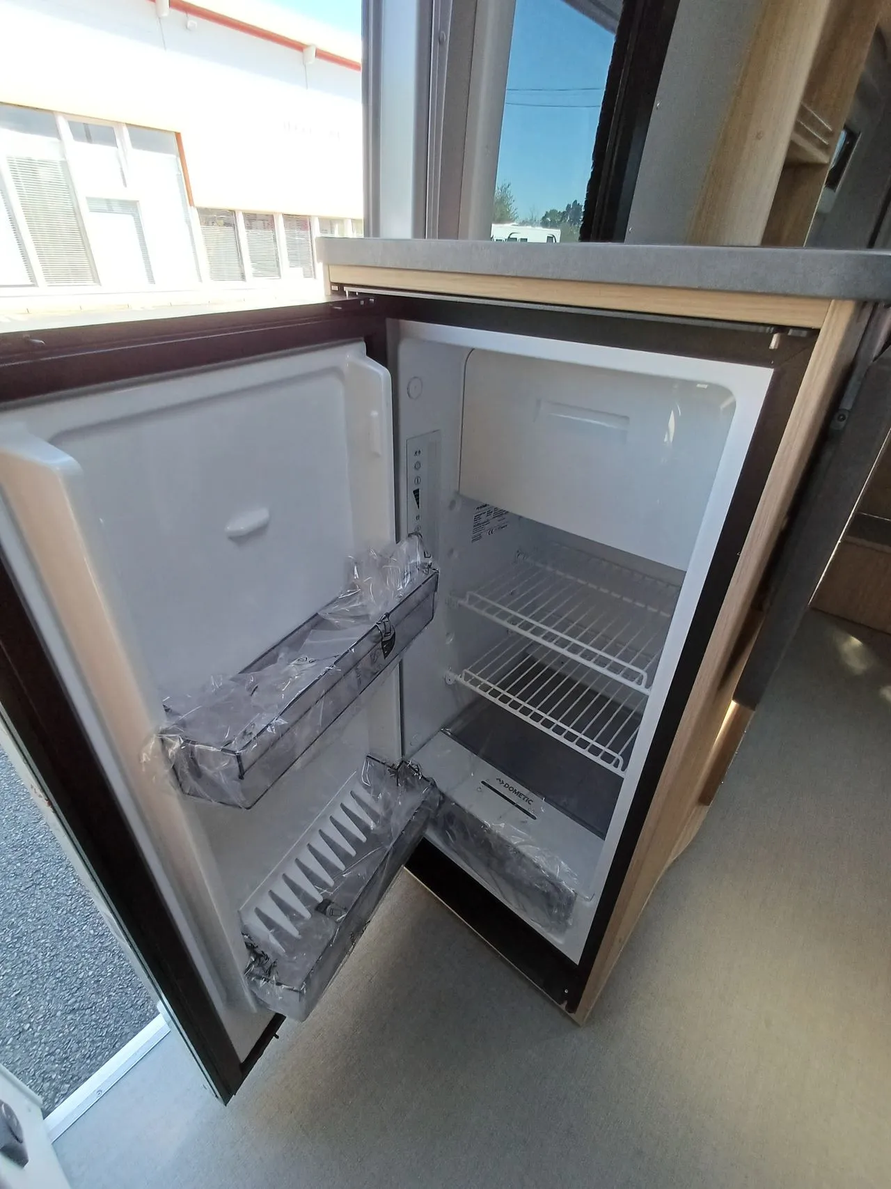 Fourgon aménagé - Possl - SUMMIT 600 PLUS FRENCH EDITION - 2026