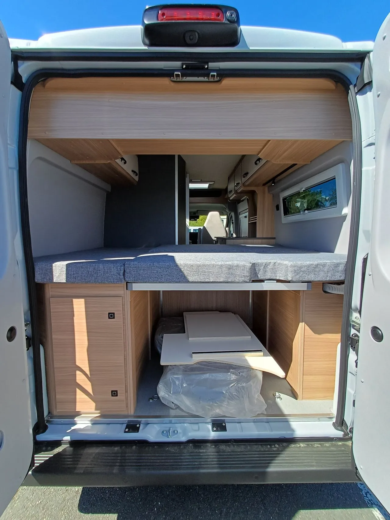 Fourgon aménagé - Possl - SUMMIT 600 PLUS FRENCH EDITION - 2026