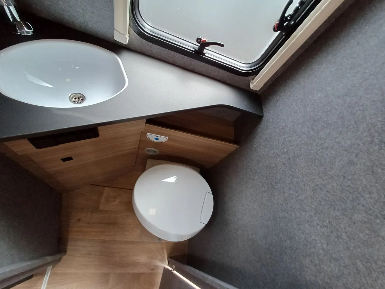 Camping-car - Dethleffs - I 7057 EBL ACTIVE - 2026