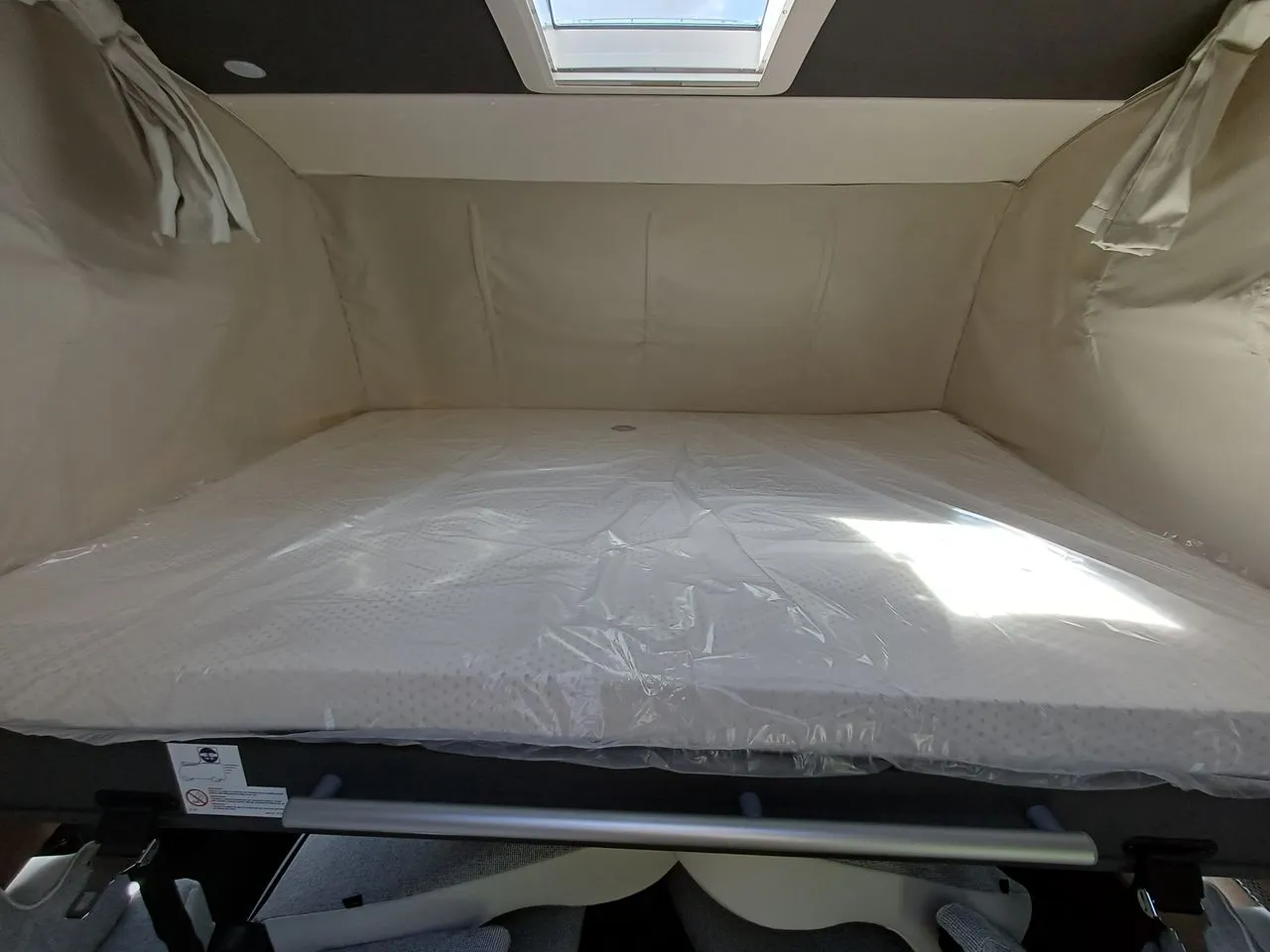 Camping-car - Dethleffs - I 7057 EBL ACTIVE - 2026
