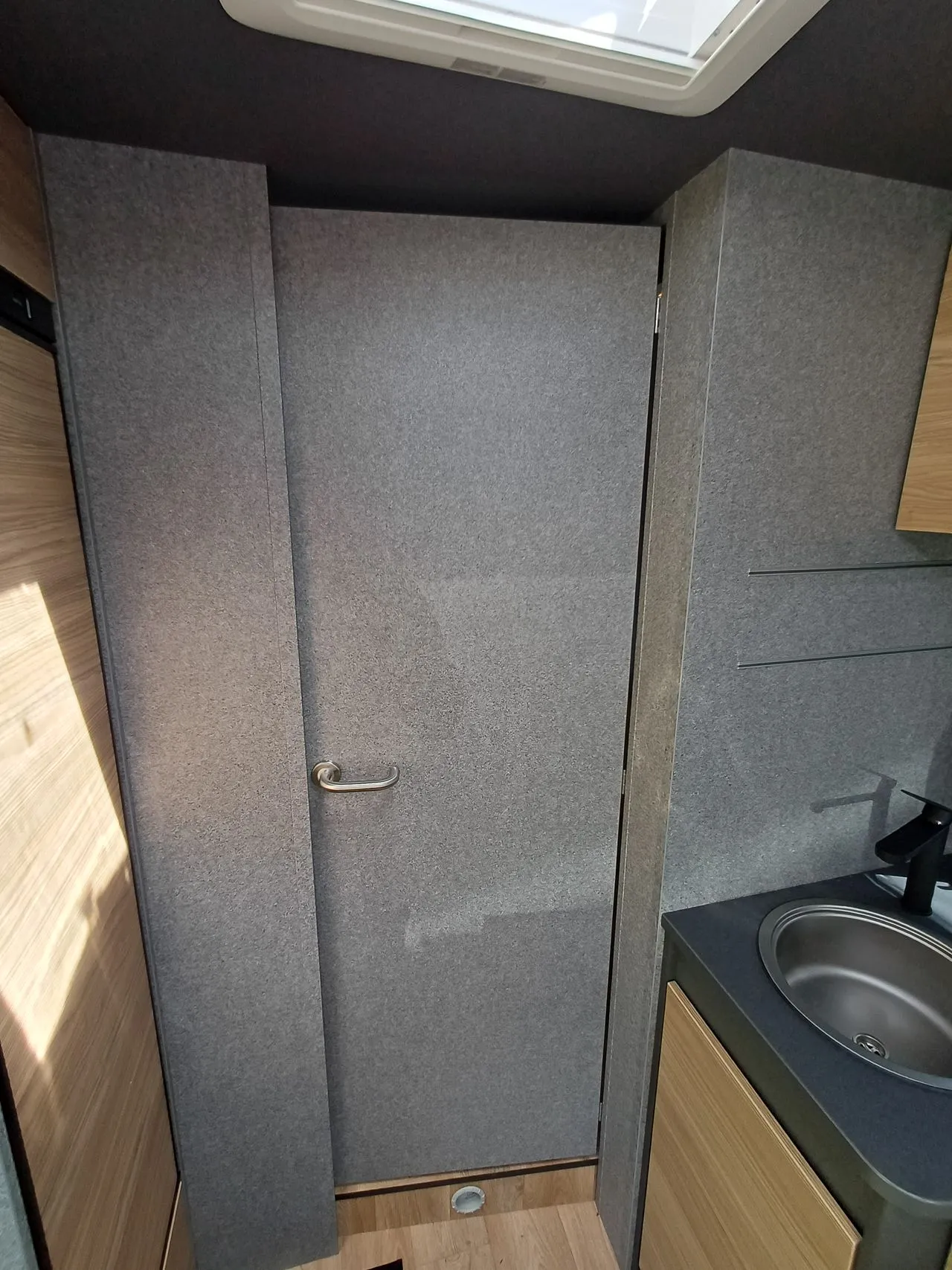 Camping-car - Dethleffs - I 7057 EBL ACTIVE - 2026