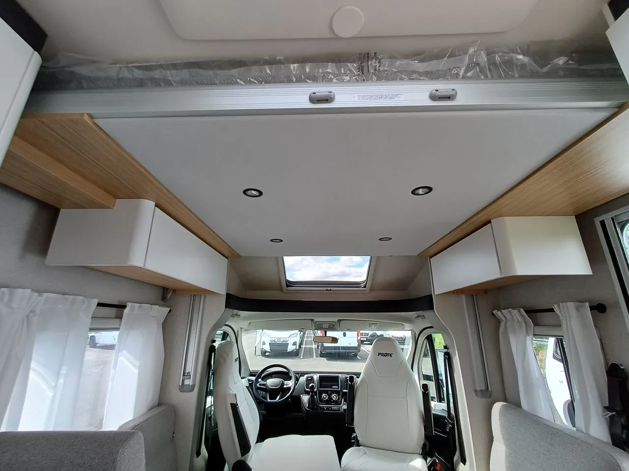 Camping-car - Pilote - P 740 FC EVIDENCE - 2026