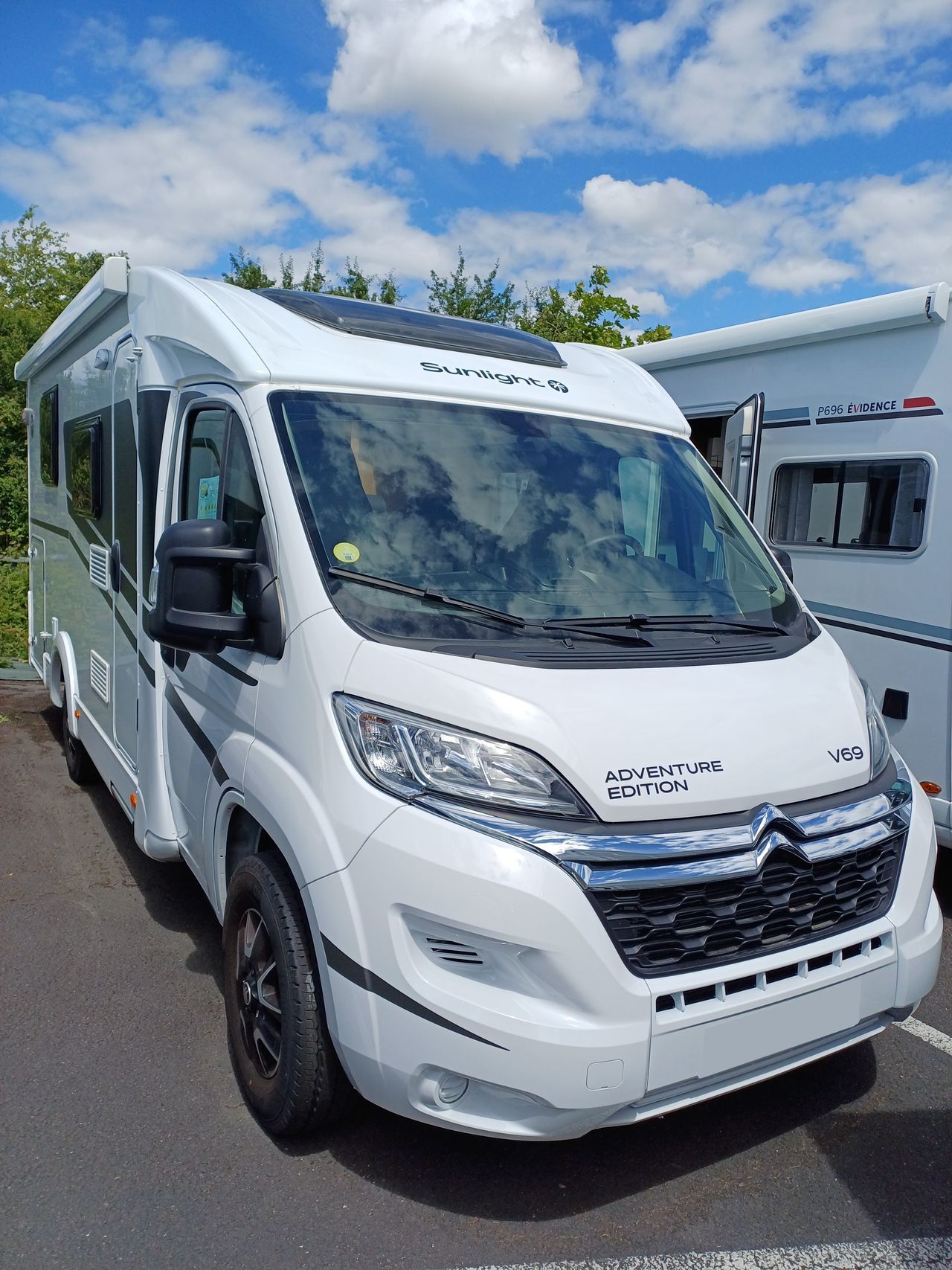 Camping-car SUNLIGHT V69 ADVENTURE EDITION