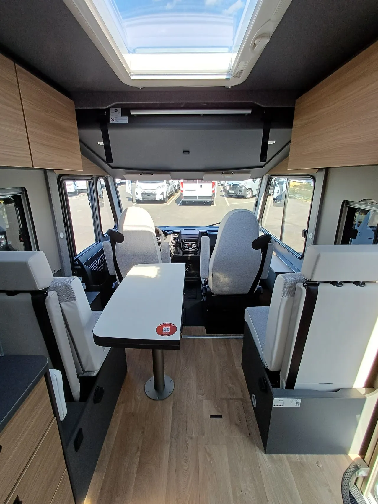 Camping-car - Dethleffs - I 7057 DBL - 2026
