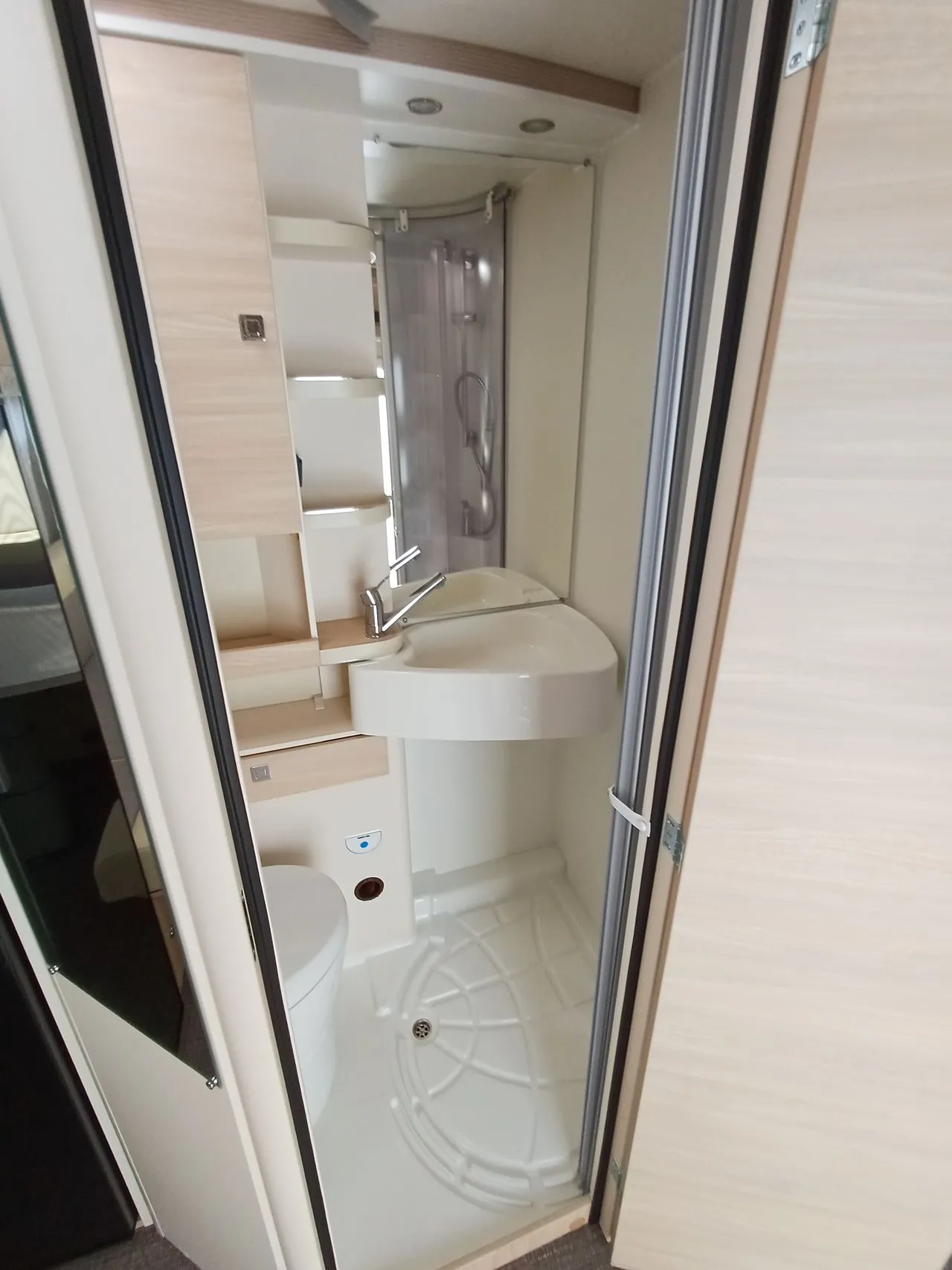 Camping-car - Eura Mobil - ACTIVA ONE 650 HS - 2026