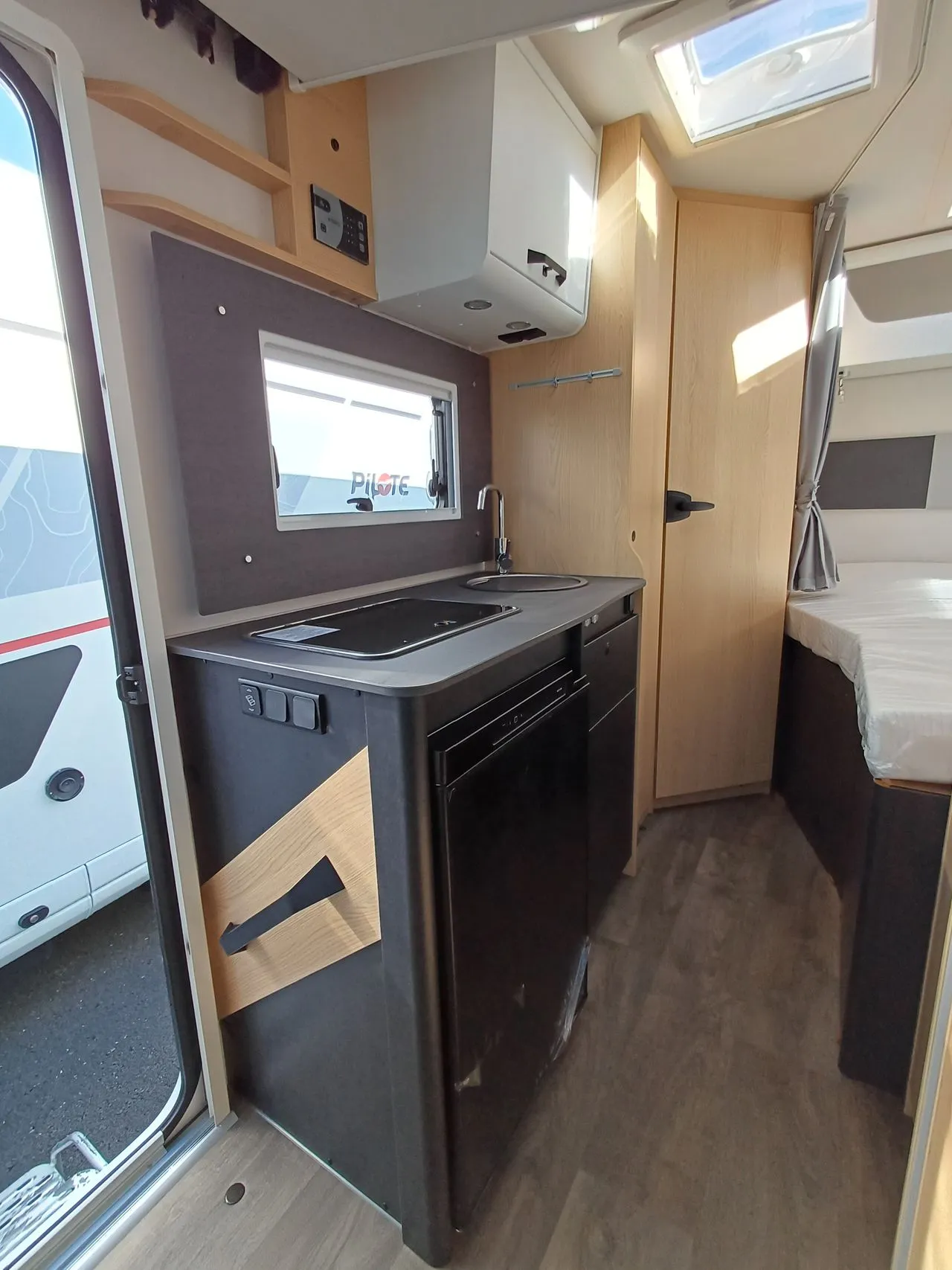 Camping-car - Sunlight - T58 ADVENTURE - 2027