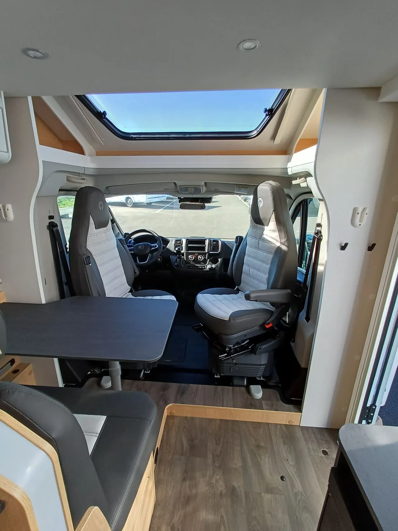 Camping-car - Sunlight - T58 ADVENTURE - 2027