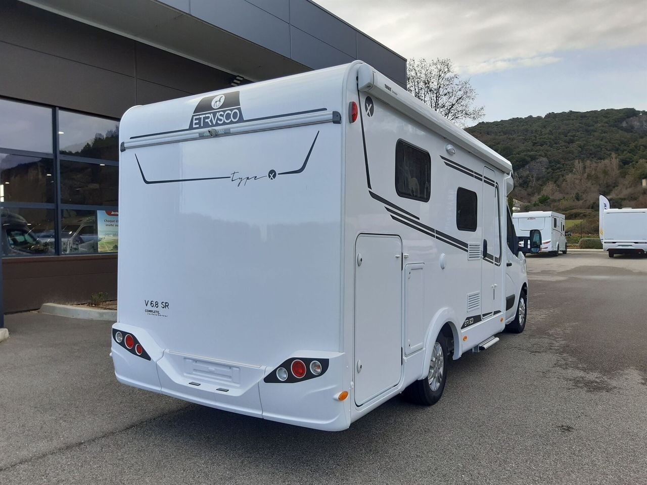 Camping-car - Etrusco - V6.8 SR / 2 000€ D'ACCESSOIRES OFFERTS - 2023