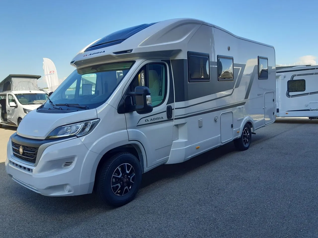 Camping-car - Adria - MATRIX PLUS 670 DC - 2024