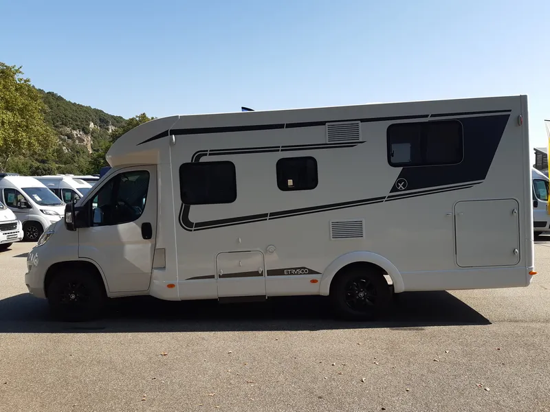 Camping-car - Etrusco - T6900 SB - 2024