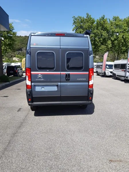 Fourgon aménagé - Pilote - V540 G - 2025