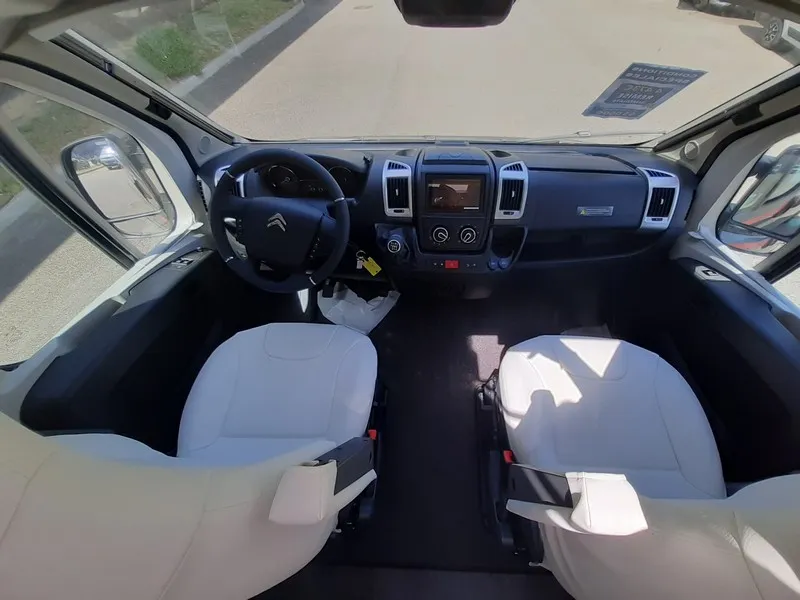 Fourgon aménagé - Pilote - V540 G - 2025