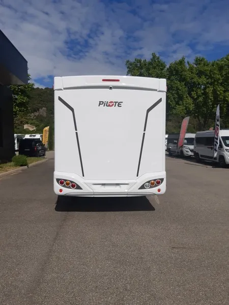 Camping-car - Pilote - P650 GJ EXPRESSION - 2025