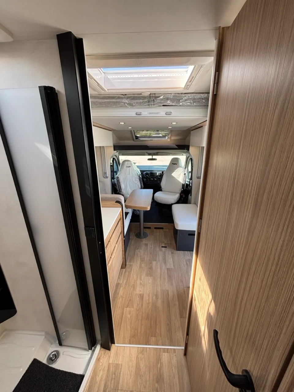 Camping-car - Pilote - P 740 FGJ - 2026