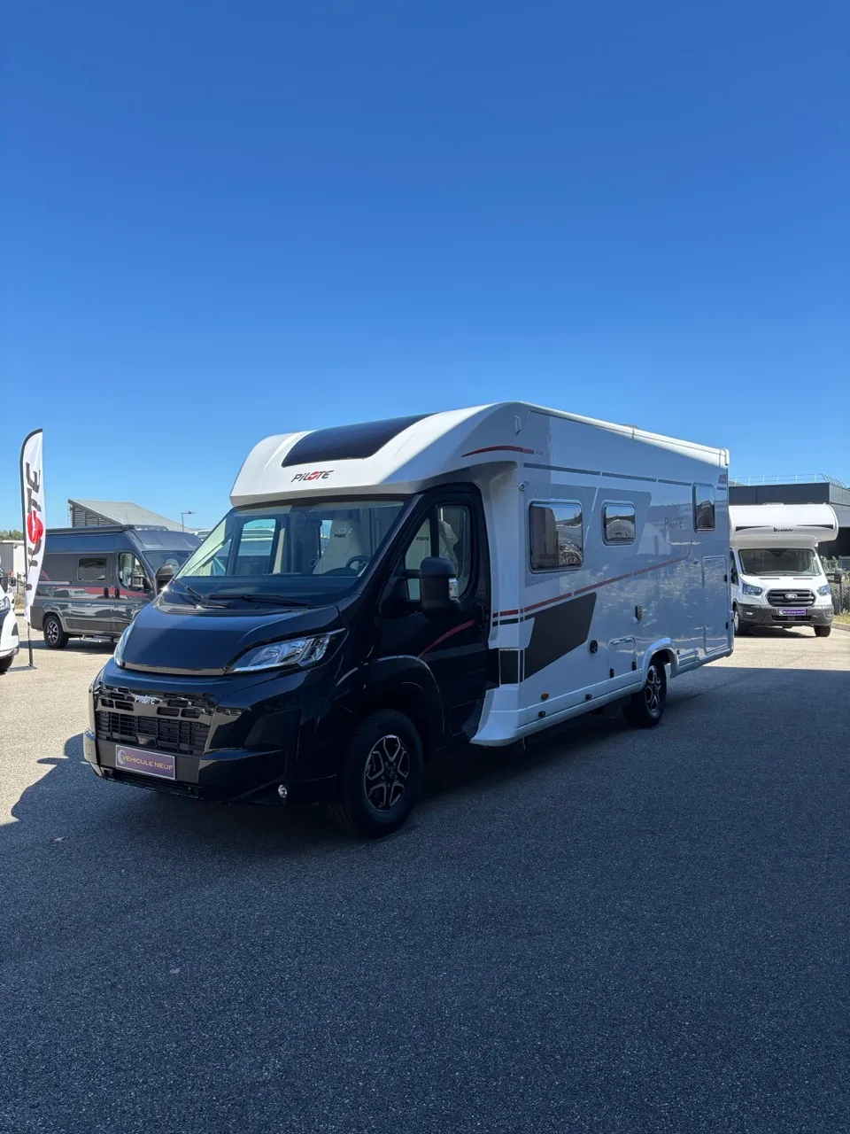 Camping-car - Pilote - P 740 FGJ - 2026