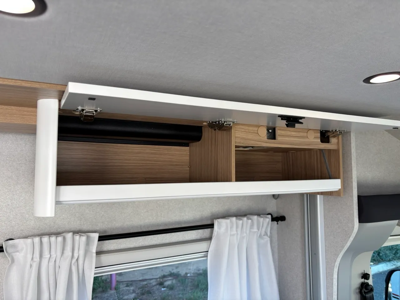 Camping-car - Pilote - P 740 FGJ - 2026